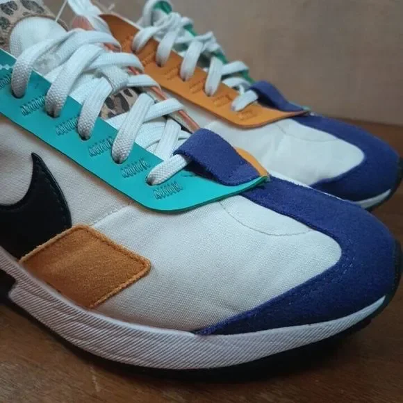 Nike Air Max Pre-Day SE Safari Women's 8.5 White Red Sneakers DH5111-100 - Picture 3 of 16